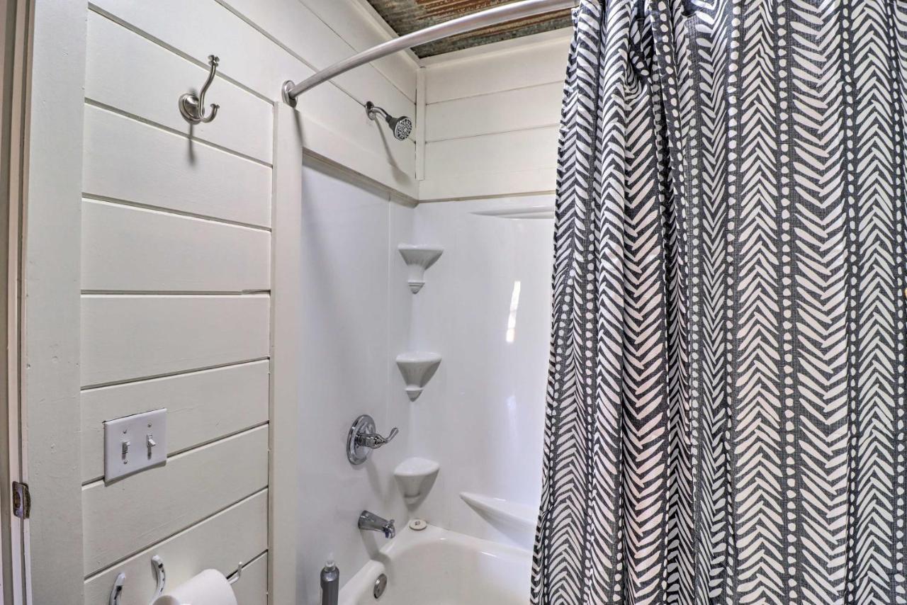 Cheery Pet-Friendly Studio With Shared Fire Pit ماونتن فيو المظهر الخارجي الصورة